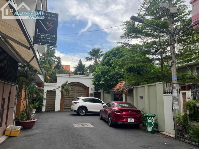 SIÊU BIỆT THỰ TRƯỜNG CHINH, TÂN BÌNH, 338M2, KIẾN TRÚC ĐỘC LẠ, GIẢM LUÔN 4.5T CHỈ 45T - 2