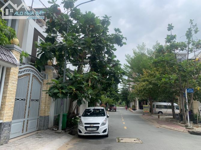 Bán gấp biệt thự đường 34 - Đô thị An Phú An Khánh - Quận 2. DT: 8x16m giá: 26,2 tỷ TL - 1