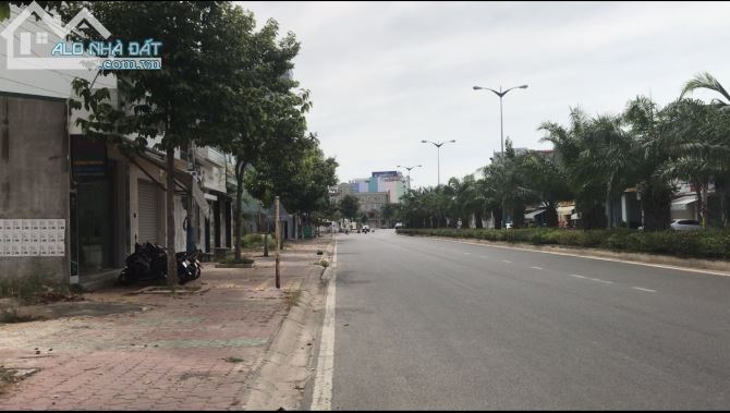 Bán Đất Mặt Tiền Đường Tôn Đức Thắng Phường Xuân An Phan Thiết 100m2 Hướng Tây giá 6 tỷ - 3