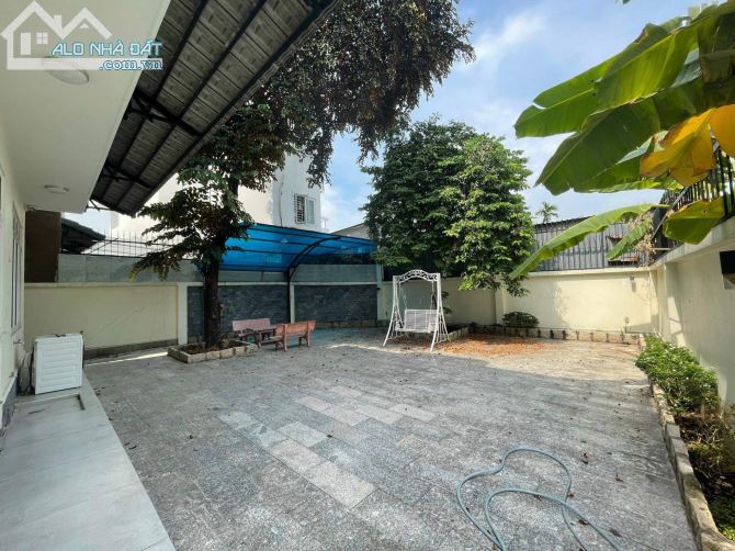 Bán nhà góc 2 mặt tiền đường số 2 P.Thảo Điền Q2 DT:10x11m 3 Tầng giáp sông giá chỉ 24 ty - 1