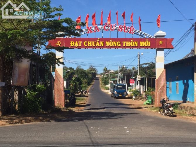 * D686 - Bán đất thôn 1 Chư sê, H. cưmgar- Daklak