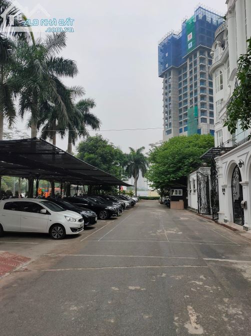SIÊU BIỆT THỰ VƯỜN ĐÀO - MẶT VÕ CHÍ CÔNG - LOTTE BÊN CẠNH - HÀNG XÓM TOÀN ĐẠI GIA VÀ QUAN - 2