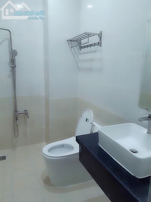 Bán nhà Dương Quảng, P5 Gò Vấp gần chợ Căn Cứ. dt 4x16m nở hậu.trệt 2 lầu.giá 6ti còn bớt - 1