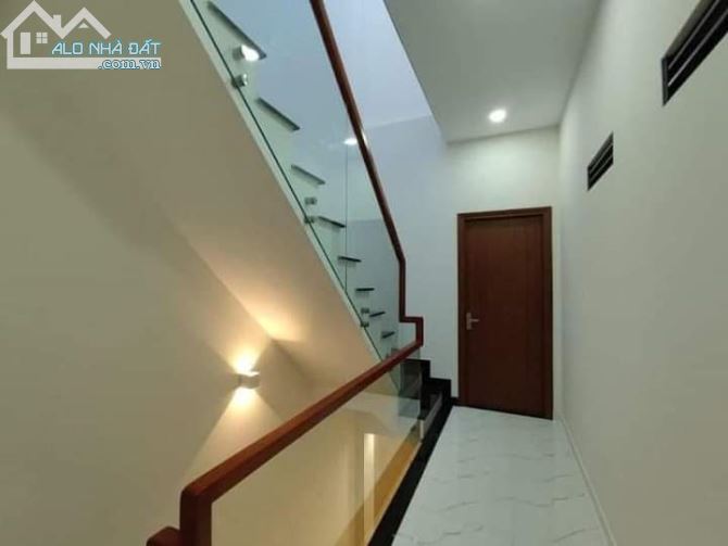 Cần bán gấp nhà,Đường số 8, Q9 ,Đường ô tô 6m,2 tầng lầu 86m2.giá4tỷ400. - 3