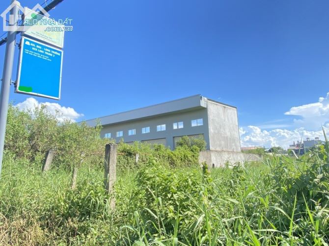 Gấp bán nhà đất Thủ Đức, dt đất 6800m2, chỉ 240 tỷ, Mặt tiền Lã Xuân Oai, Q.9(cũ). - 1