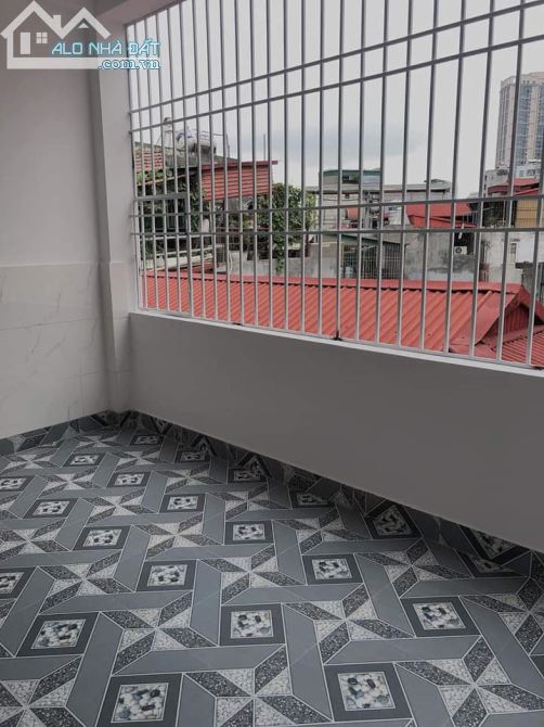 Bán nhà mặt Ngõ gần cầu ĐỊnh Công, diện tích 50m2 x5 tầng 6 phòng ngủ, Giá 5,4 tỷ - 4