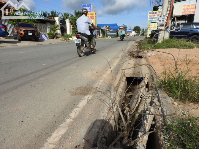 Đất mặt tiền ĐT 786, Lợi Thuận, Bến cầu, ngang 20m, sổ hr,