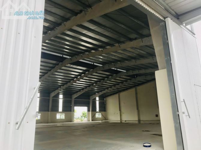 Cần cho thuê gấp 3000,6500m2 xưởng mới gần HN - 1