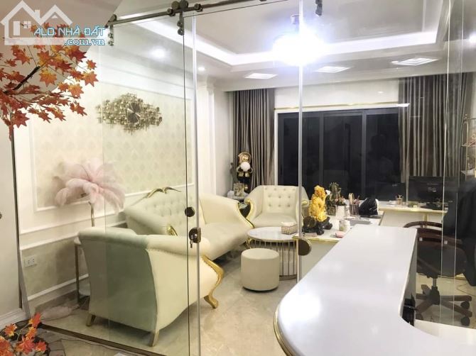 BÁN NHÀ HOÀNG QUỐC VIỆT - PHÂN LÔ - Ô TÔ TRÁNH - 7T -  THANG MÁY- DT 50m2- Giá 11 tỷ !!!