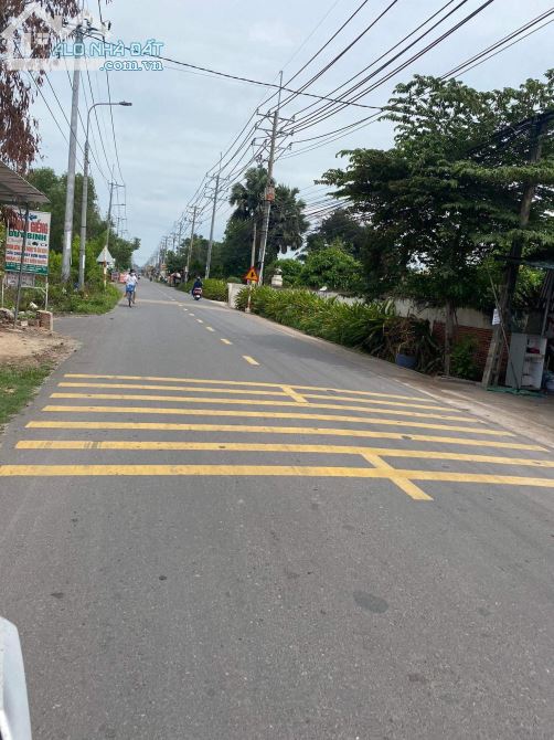 Bán đất mặt tiền Lô Hổ. An Phước. Long Thành. Kinh doanh mọi mặt hàng