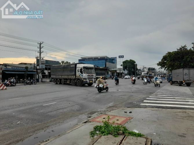 BÁN ĐẤT MẶT TIỀN DT 743 GẦN VIN COM 550 DĨ AN, DT 1100M NGANG 22.5M, GIÁ 37 TỈ - 1