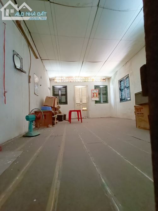 Nhà nát Tô Hiến Thành, Quận 10, 53m2, ngang 5m, giá rẻ - 1