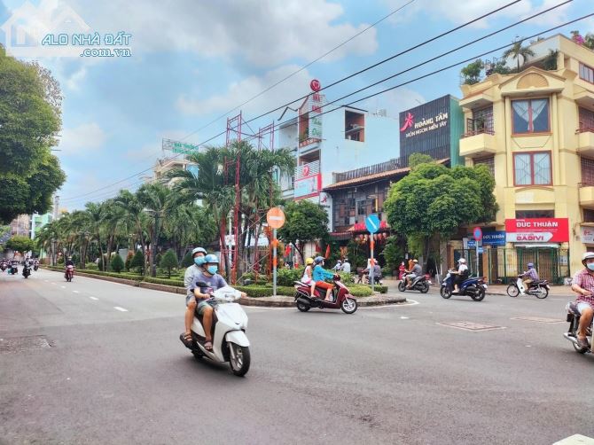 Bán Building mặt tiền Phan Xích Long Phú Nhuận, 144m2, ngang 8m, 5 tầng, 55 tỷ. - 1