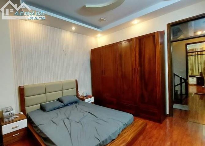 Bán nhà Ngõ 192 Lê Trọng Tấn, diện tích 35m2 x5 tầng mặt tiền 3,5m, Giá 4,3 tỷ - 2