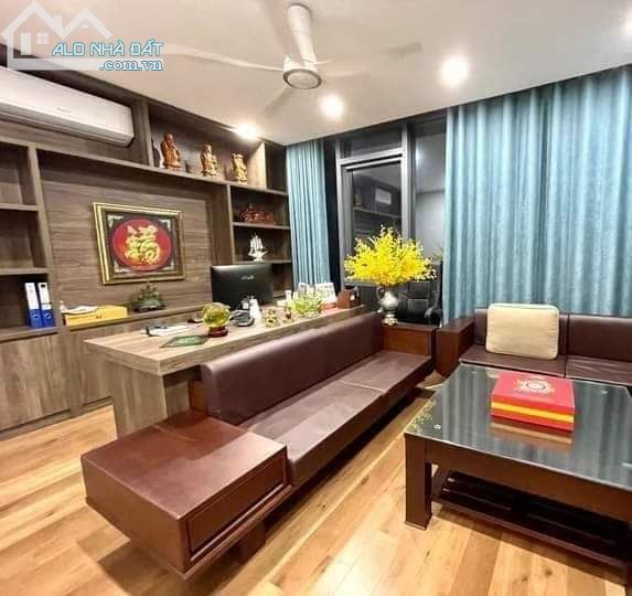 MẶT PHỐ CỔ HÀNG BÔNG , VỈA HÈ RỘNG KINH DOANH ĐẮC ĐỊA.   -
