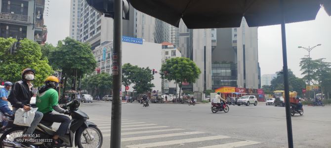 Hiếm. Bán Gấp Mặt Phố Nguyễn Hoàng 110m2 x 6 Tầng có Hầm. Vỉa Hè 3m Kinh Doanh Cực Tốt - 1