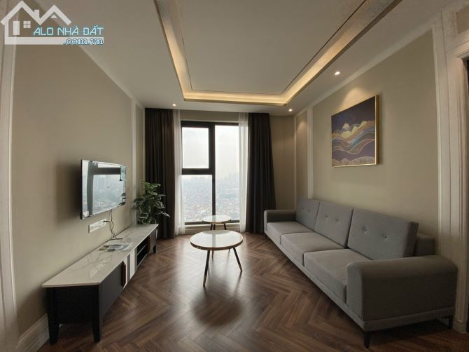 ( HIẾM ) Căn hộ 3 ngủ full toà King Palace, 108 Nguyễn Trãi giá chỉ 20tr/ tháng  !!