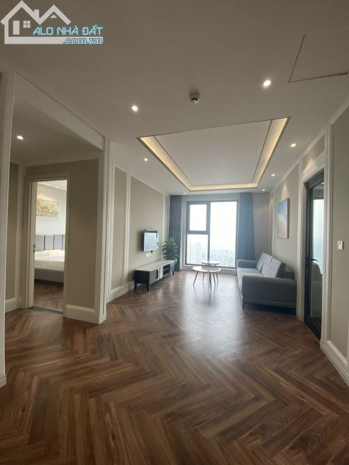 ( HIẾM ) Căn hộ 3 ngủ full toà King Palace, 108 Nguyễn Trãi giá chỉ 20tr/ tháng  !! - 1