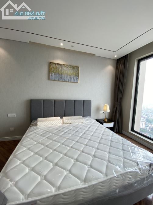 ( HIẾM ) Căn hộ 3 ngủ full toà King Palace, 108 Nguyễn Trãi giá chỉ 20tr/ tháng  !! - 2