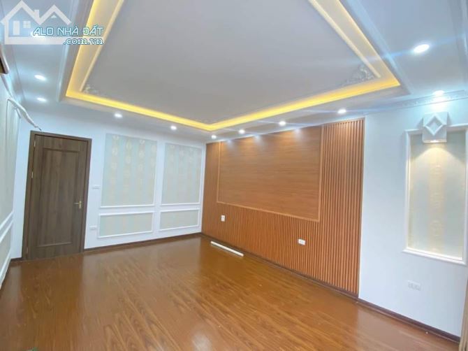 Kề Phân lô ô tô Thanh Am Long Biên 46m 6 tầng thang máy 6.8 tỷ - 3
