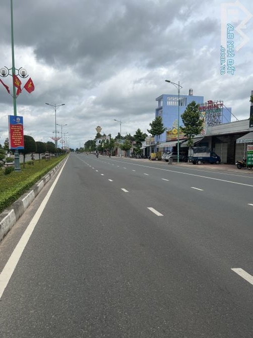 Bán lô đất mặt tiền đường Lê Duẩn - 85m2 giá 8 tỷ - phường Phú Tài - TP Phan Thiết - 2