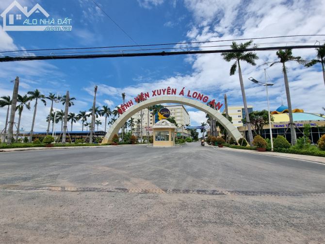 bán đất 12.3x 67.8m (849m2)  gần Bệnh viện Xuyên Á thị trấn Hậu Nghĩa, Đức Hòa giá 5.5 tỷ