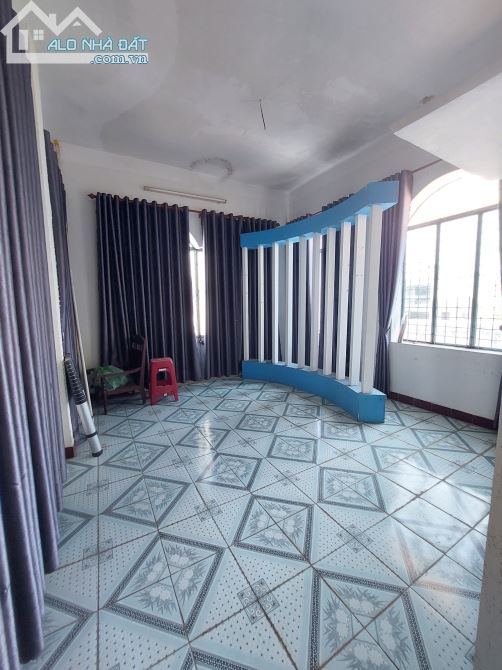 Bán nhà giá rẻ quận Sơn Trà, diện tích 90m2,3 tầng, giá 3,6 tỷ. - 3