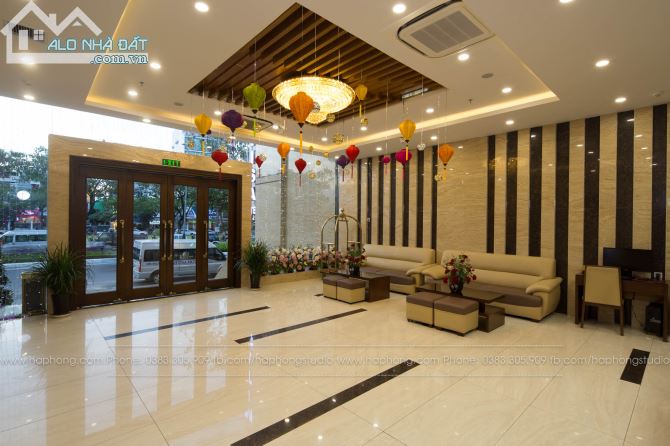 Bán khách sạn mặt phố Bùi Thị Xuân, 12 tầng, 160m2, doanh thu hơn 300 triệu, 80 tỷ