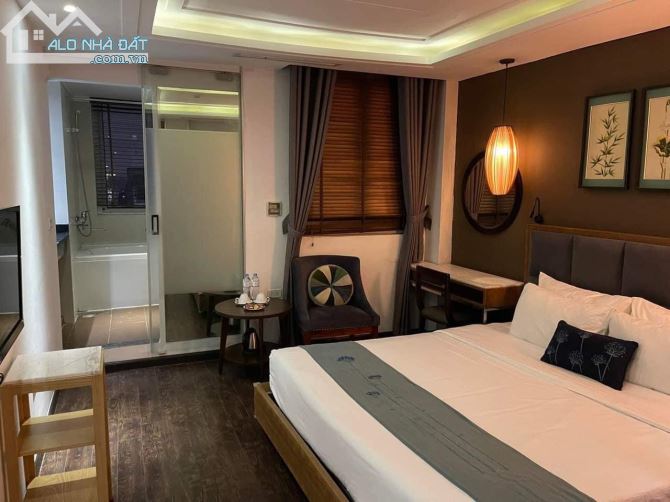 KHÁCH SẠN PHỐ CỔ - DÒNG TIỀN ỔN ĐỊNH 7.000USD/THÁNG - 9 TẦNG THANG MÁY - ĐẸP LUNG LINH. - 4