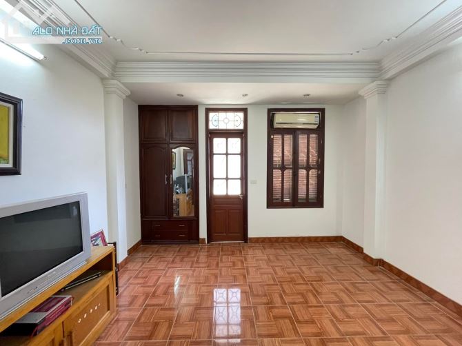 Cực hiếm, nhà 5 tầng đẹp, ngõ rộng, gần ô tô phố kim mã, ba đình, hà nội - 3