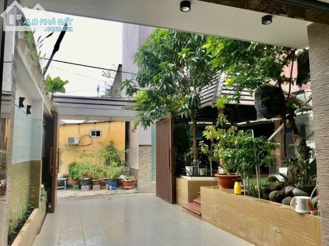 Cho Thuê Biệt Thự Đẹp Nguyễn Thái Bình, P12, Q.TB, DT: 12x25m, 3 lầu, sân vườn, hầm 1T3L - 5