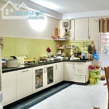 BÁN NHÀ 1 TRỆT 1 LẦU NGANG 11M GẦN GIÁO XỨ XUÂN HOÀ CHỈ 10.8 TỶ TL - 1