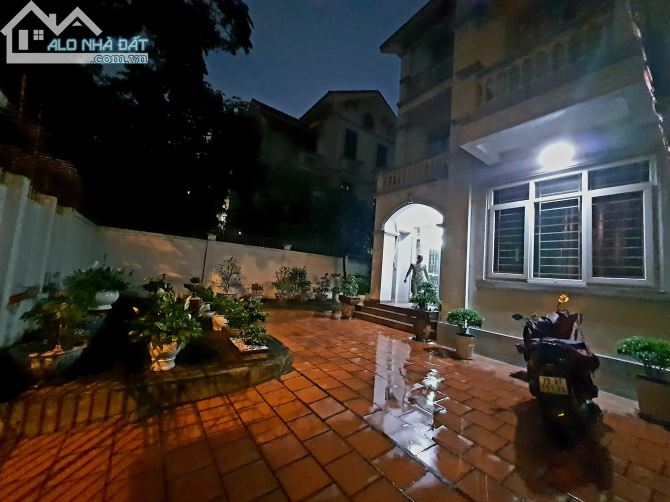 KĐT PHÁP VÂN BIỆT THỰ SIÊU RỘNG ĐẸP YÊN TĨNH 273Mx4T, MT 13M, 35 TỶ - 1