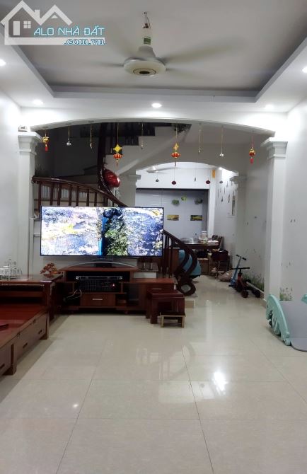 HÓT CẦN BÁN GẤP NHÀ GẦN CẦU HỮU HOÀ KDT ĐẠI THANH 40M x 4T, MT3,4, 3,8 TỶ, CỰC ĐẸP, KD CHO - 3