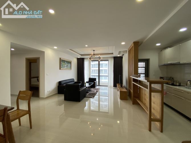 Bán gấp căn hộ Riverpark Residence, Quận 7, Hồ Chí Minh. Diện tích: 128,8 m2 lầu cao.