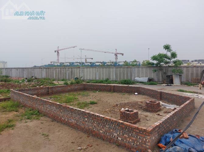 Hàng kịch độc! Bán lô góc đất dịch vụ Vân Canh mặt tiền 17m, đối diện công viên, kinh - 2