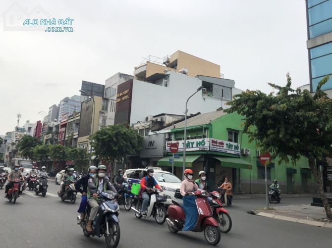 Cho thuê nhà GÓC 2MT 129-131 Đinh Tiên Hoàng, Phường Đa Kao, Quận 1, Hồ Chí Minh - 2