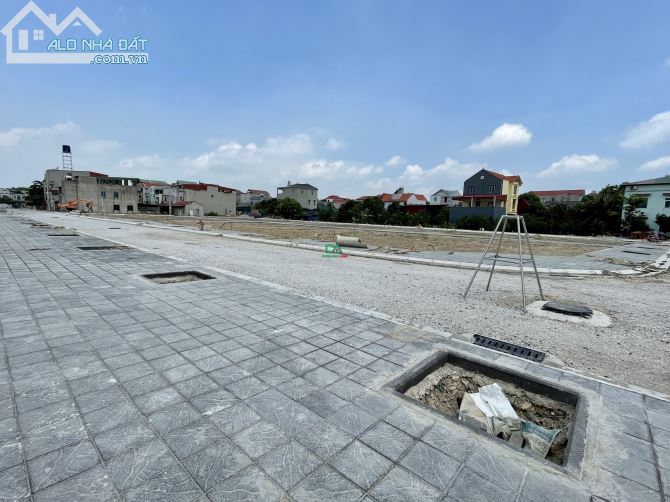 Bán đất đấu giá X7 Lỗ Khê Liên Hà Đông Anh - 1