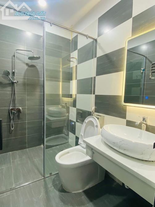 BÁN NHÀ PHỐ NHÂN HOÀ- HIẾM- PHÂN LÔ BÀN CỜ- NHANH THÌ CÒN. - 2