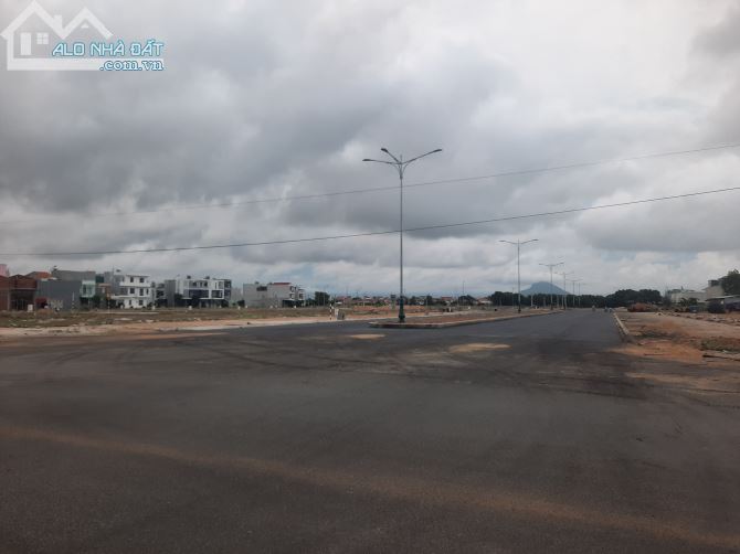 Chính Chủ Cần Nhượng Lại Kề Góc Biệt Thự Phan Chu Trinh Đường 42m - 2