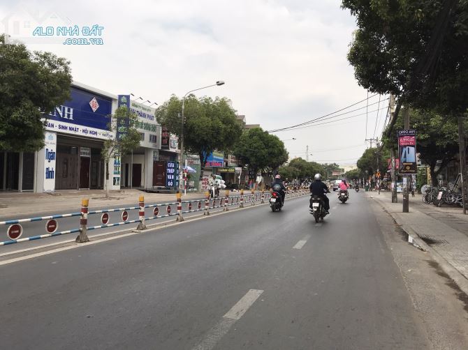 BÁN GẤP NHÀ 2 MẶT TIỀN NGUYỄN ÁI QUỐC 130 M2 TÂN HIỆP ĐANG CHO THUÊ 15 TRIỆU CHỈ 10.3 TỶ - 1