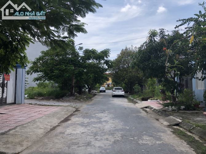Hàng Hiếm tuyến 2 Thanh Niên, Ngọc Xuyên, Đồ Sơn, Hải Phòng 100m.