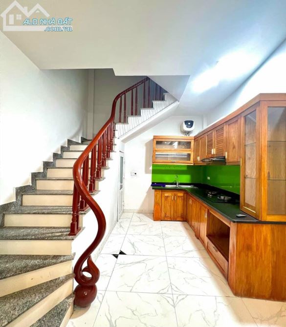 NHÀ ĐẸP NGUYỄN CHÍNH, SỔ VUÔNG, TIỆN ÍCH BẠT NGÀN - 30M2, 5 TẦNG, 5.5 TỶ - 3