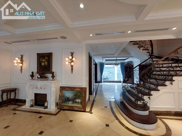 Bán Biệt Thự Ciputra 200m2 x 4 tầng, MT 9m, An Ninh 24/24 - 1