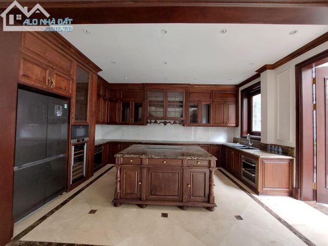Bán Biệt Thự Ciputra 200m2 x 4 tầng, MT 9m, An Ninh 24/24 - 2