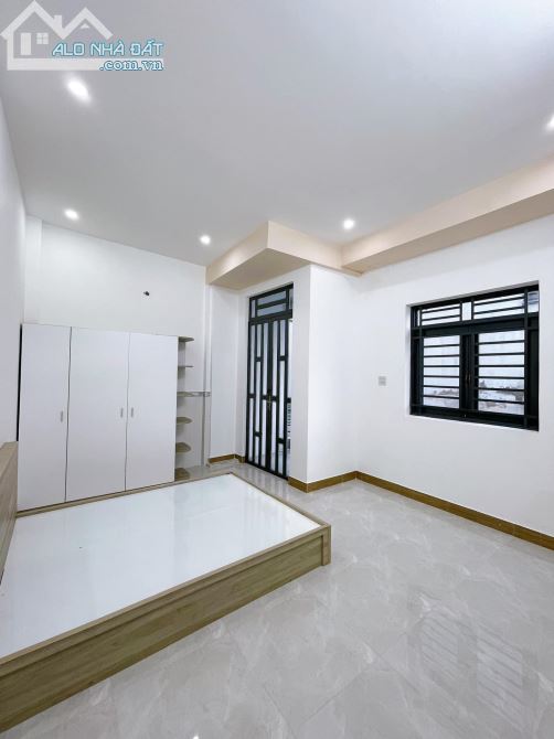 Nhà 1 trệt 1 lầu hẻm 387 đường Trần Nam Phú - 4