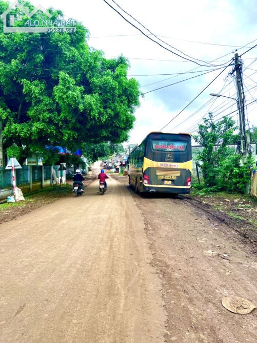 Cần tiền lấy vợ, tôi bán lỗ 2 lô ngay chợ Cư Pơng 6x55m - 1