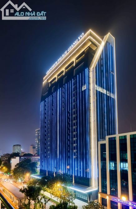 Cho thuê các diện tích từ 127m2, tòa nhà mặt giảng võ làm nhiều mô hình cao cấp.