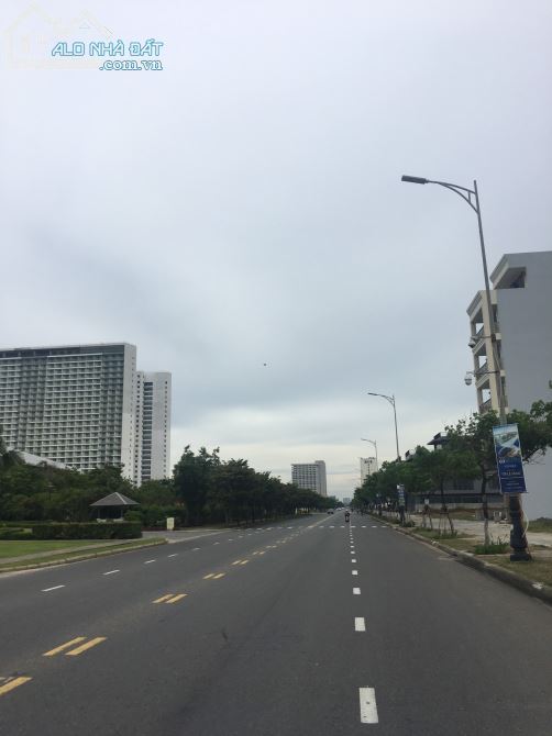 Bán đất (ngang 12m) mặt tiền đường 30m Võ Nguyên Giáp, Ngũ Hành Sơn, 306m2. Giá 42,8 tỷ