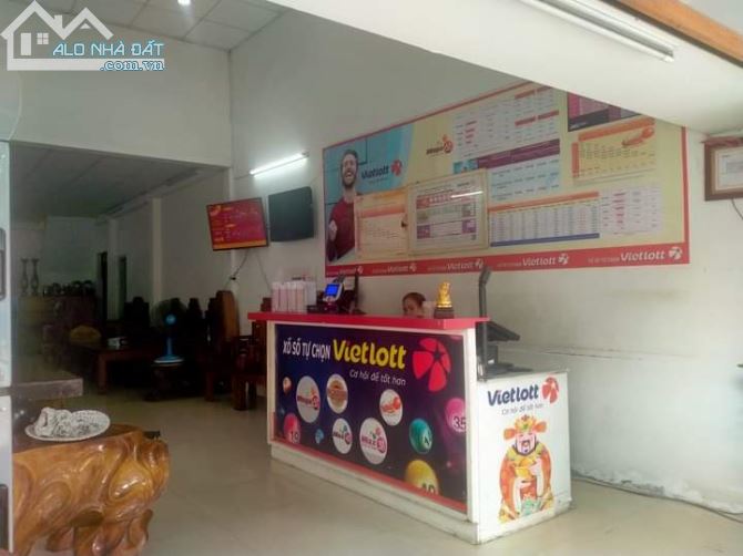 Nhà mặt tiền 3 tầng 74m2 rộng 4,2m Phan Văn Trị 10,9ty